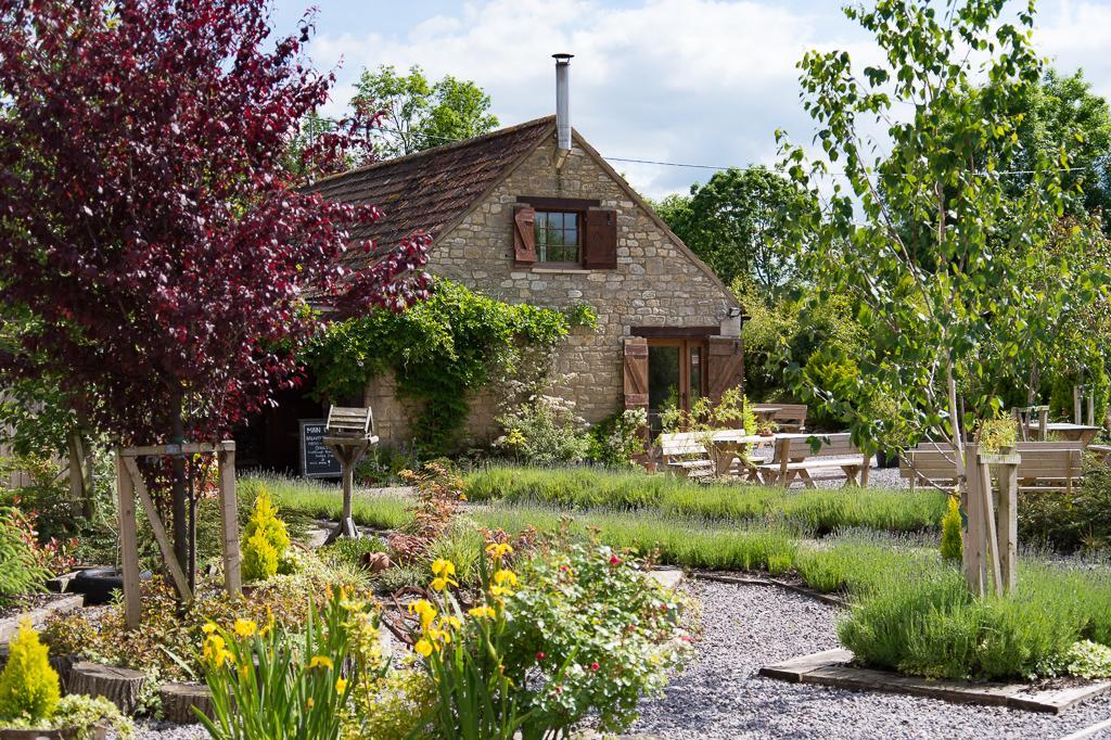 Widbrook Barns Acomodação com café da manhã Bradford-On-Avon Exterior foto