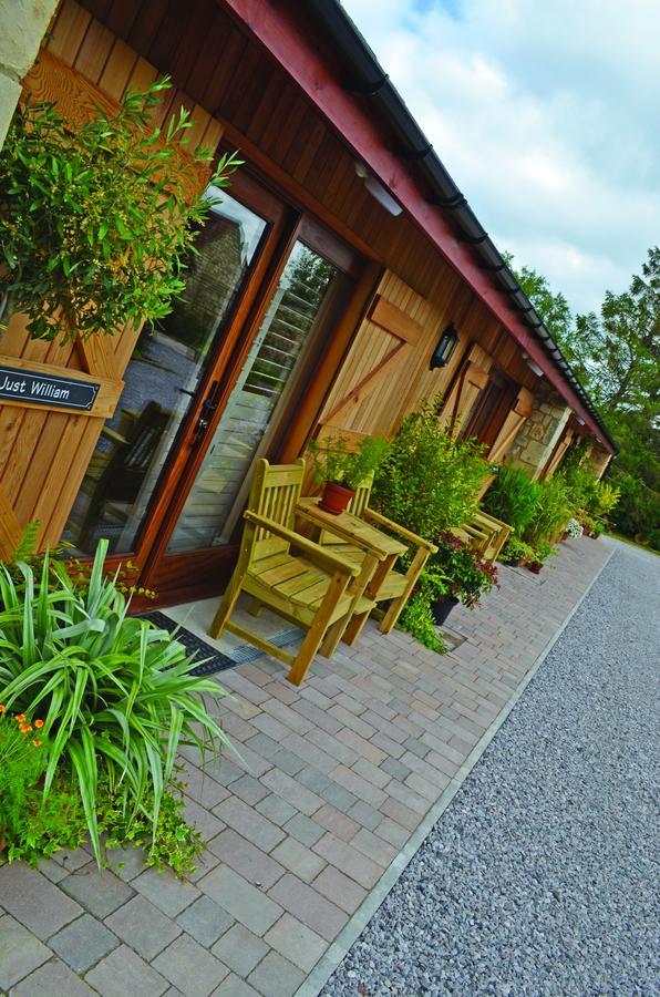Widbrook Barns Acomodação com café da manhã Bradford-On-Avon Exterior foto
